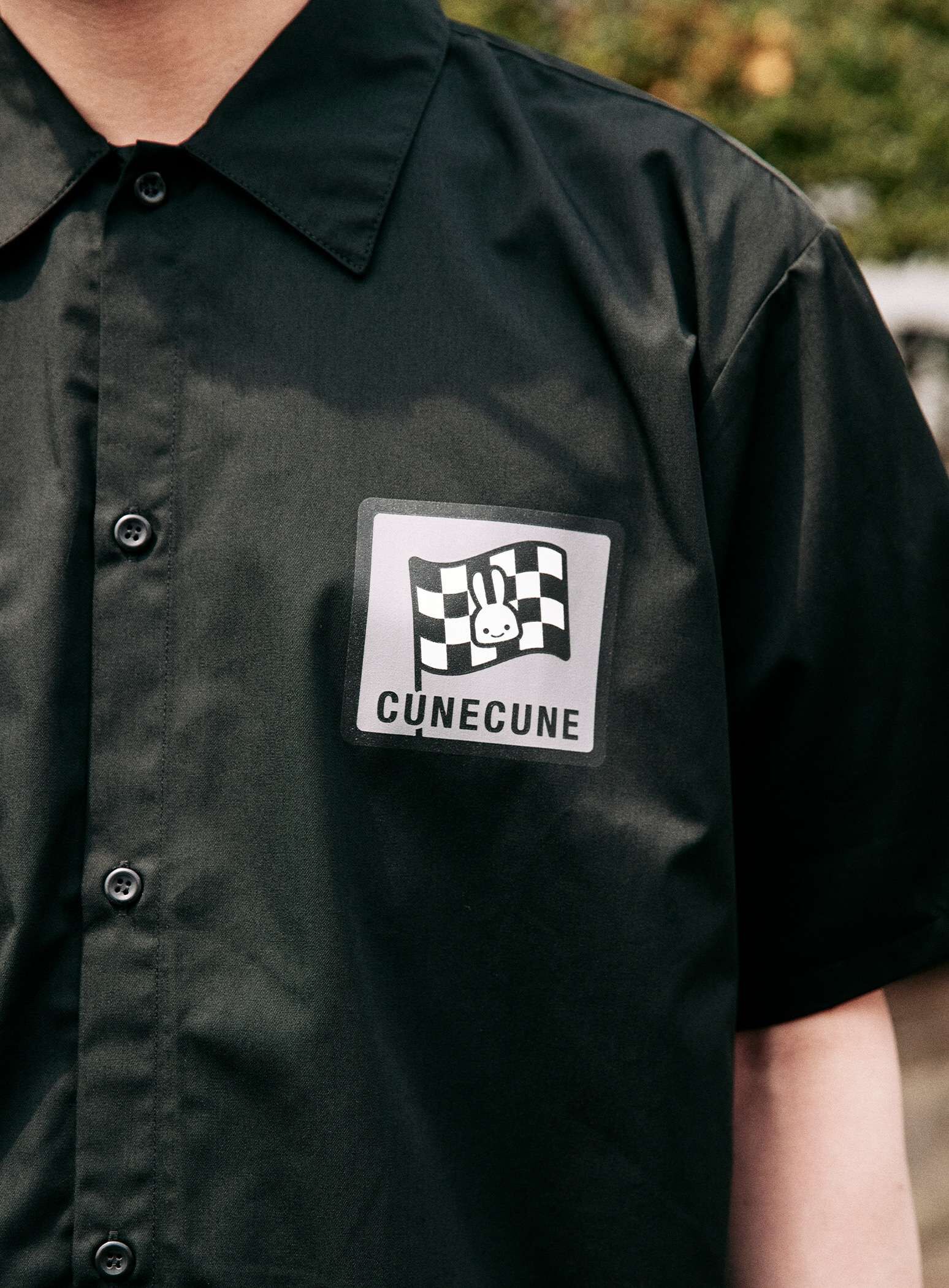 Short Sleeve Work Shirt with Monochrome Logo