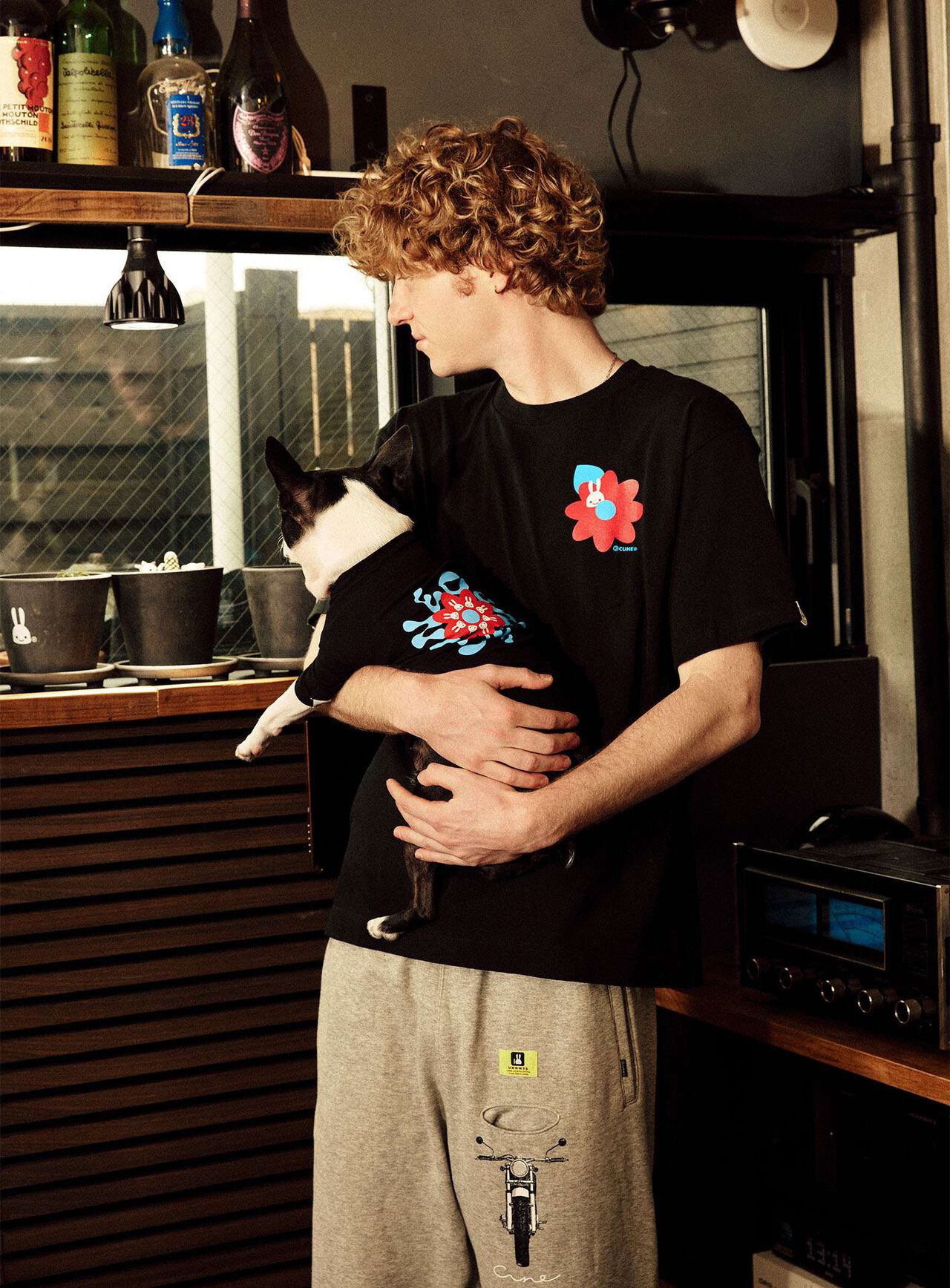 Dog and Human S/S Tee - Flower Design,BLACK, large image number 6