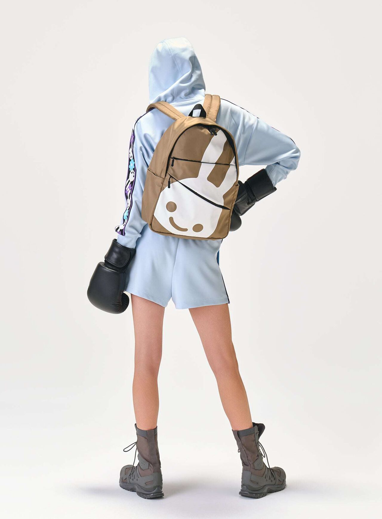 Slant Zip Backpack,BEIGE, large image number 7