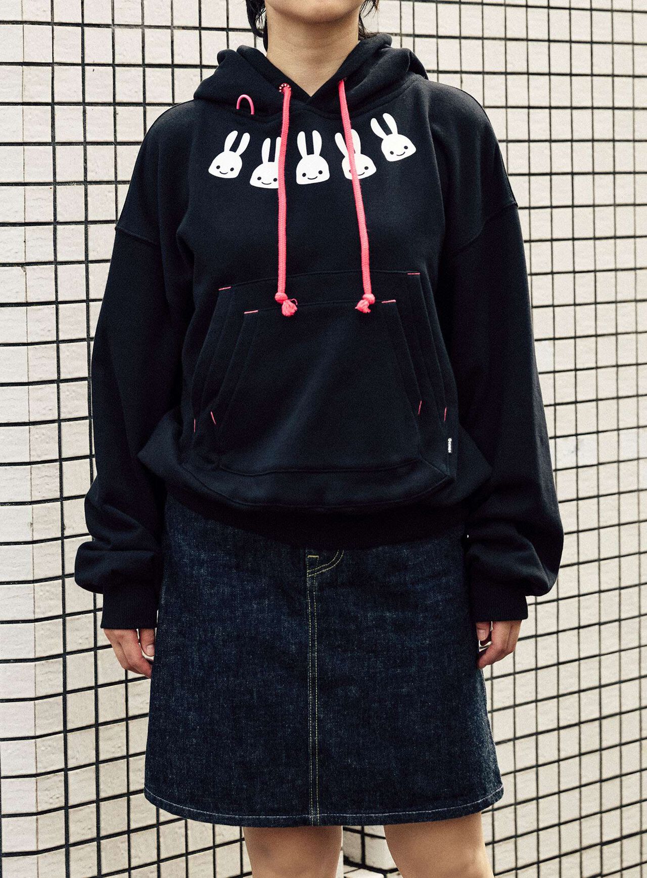 Layered Pocket Wide Pullover Hoodie,BLACK, large image number 10