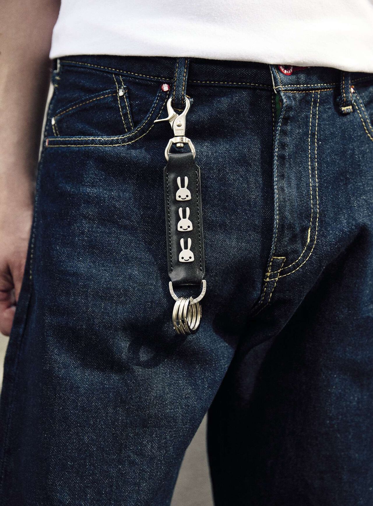 Leather Studs Keychain U3,ONE, large image number 5