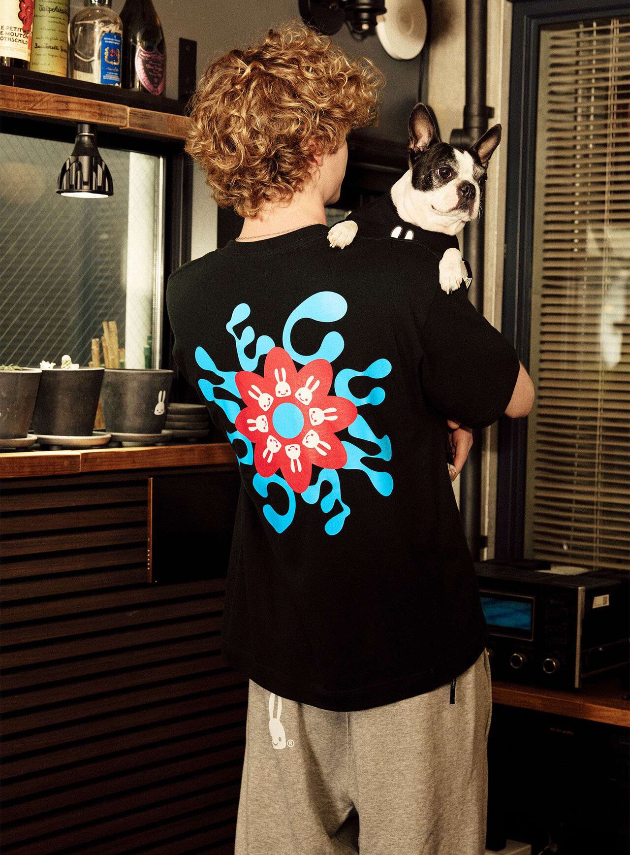 Dog and Human S/S Tee - Flower Design,BLACK, large image number 7