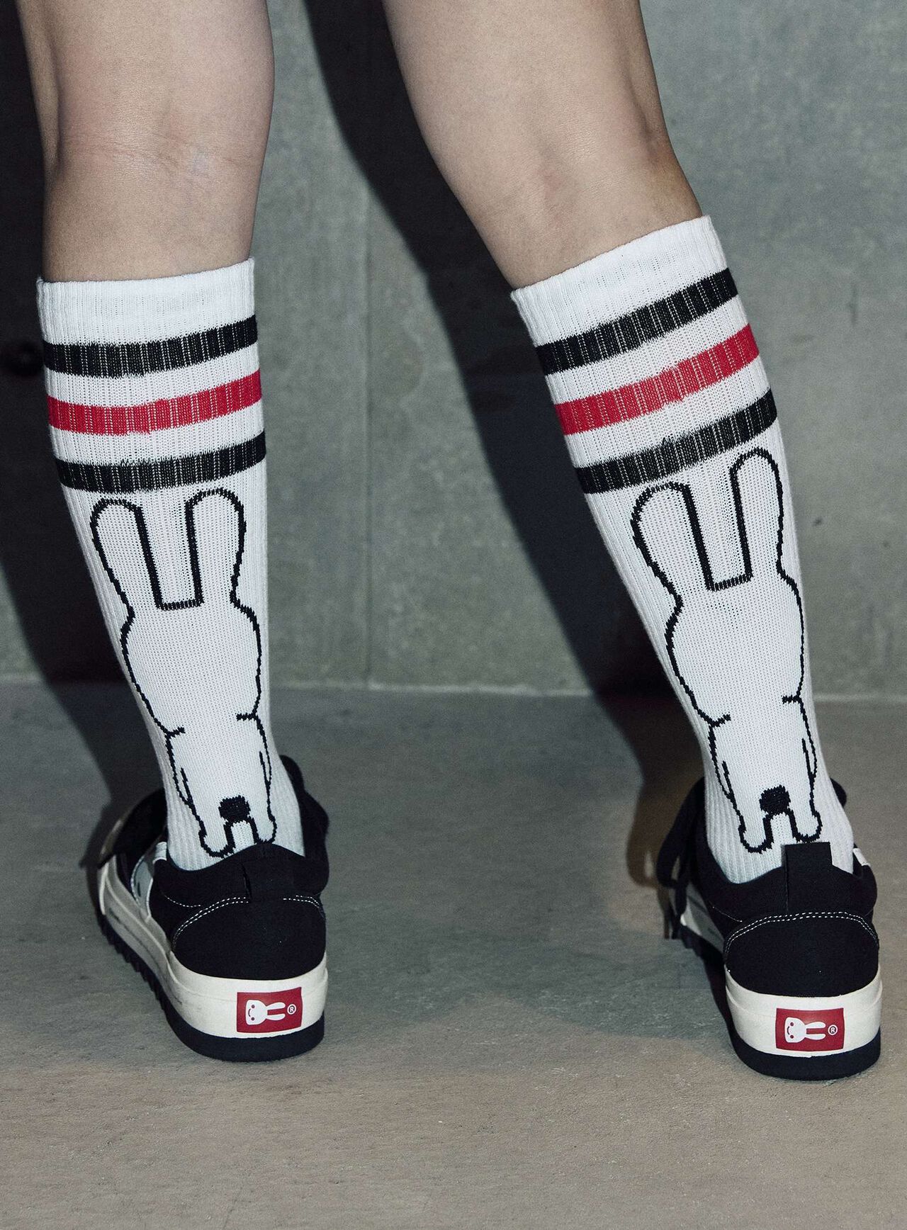 Line Bunny Socks,BLUE, large image number 10