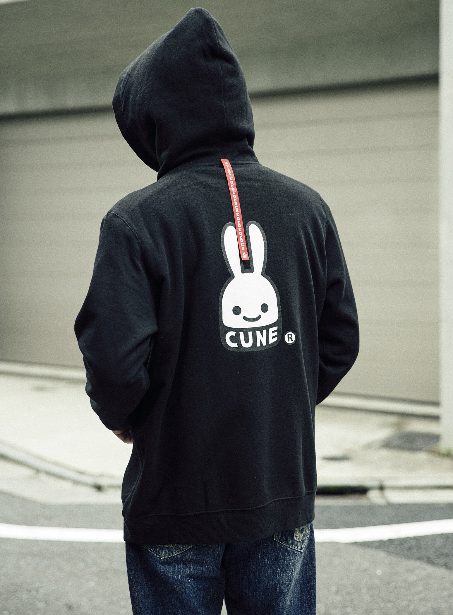 CUNE ブラック ジャンパー サイズ3 CUNE Rabbit Pull Parka