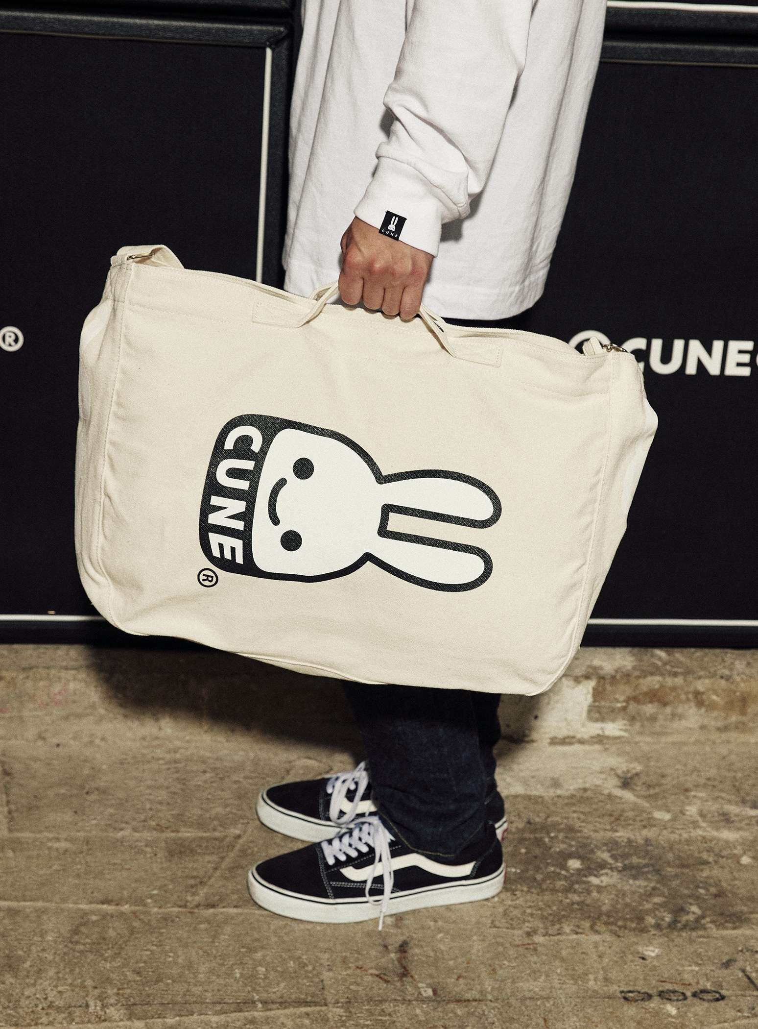 Printed 2WAY Bag CUNE Rabbit